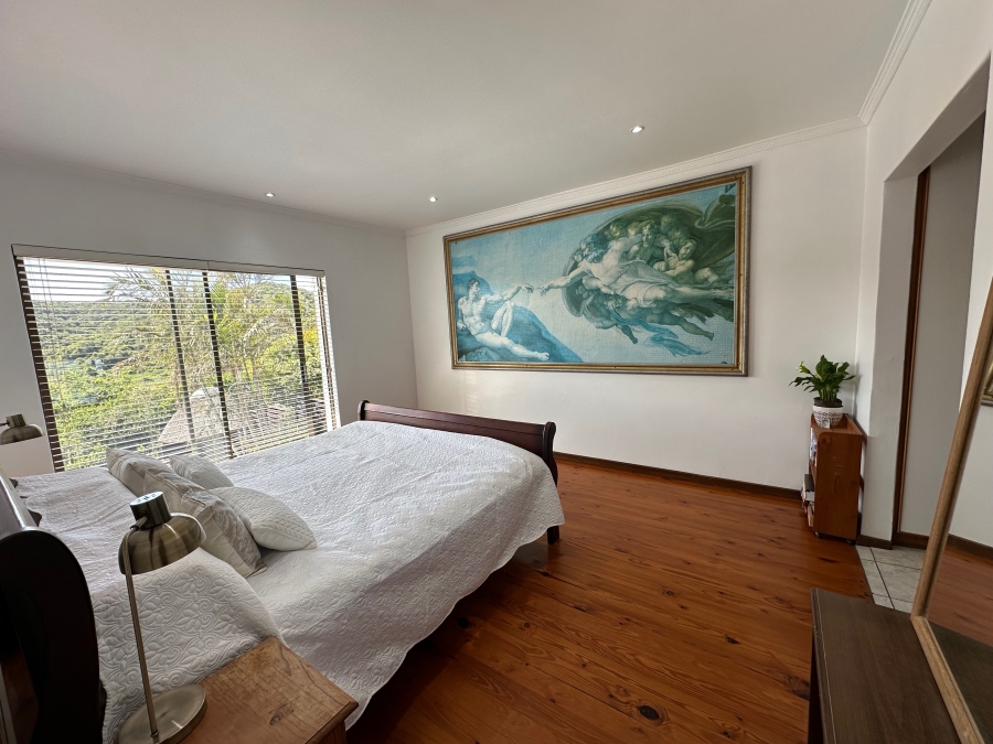 5 Bedroom Property for Sale in Gonubie North Eastern Cape